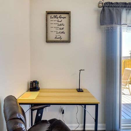 Updated Hubert Vacation Rental 5 Mi To Beaches! Суонсбъро Екстериор снимка